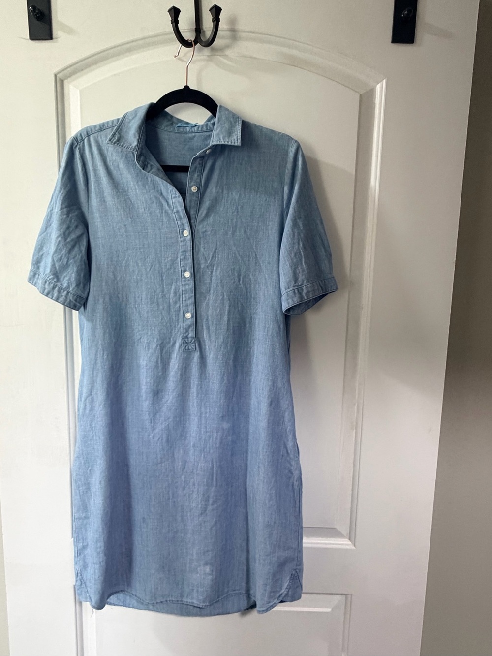 J. McLaughlin Arissa Light Blue Linen-Blend Dress. Size Small.